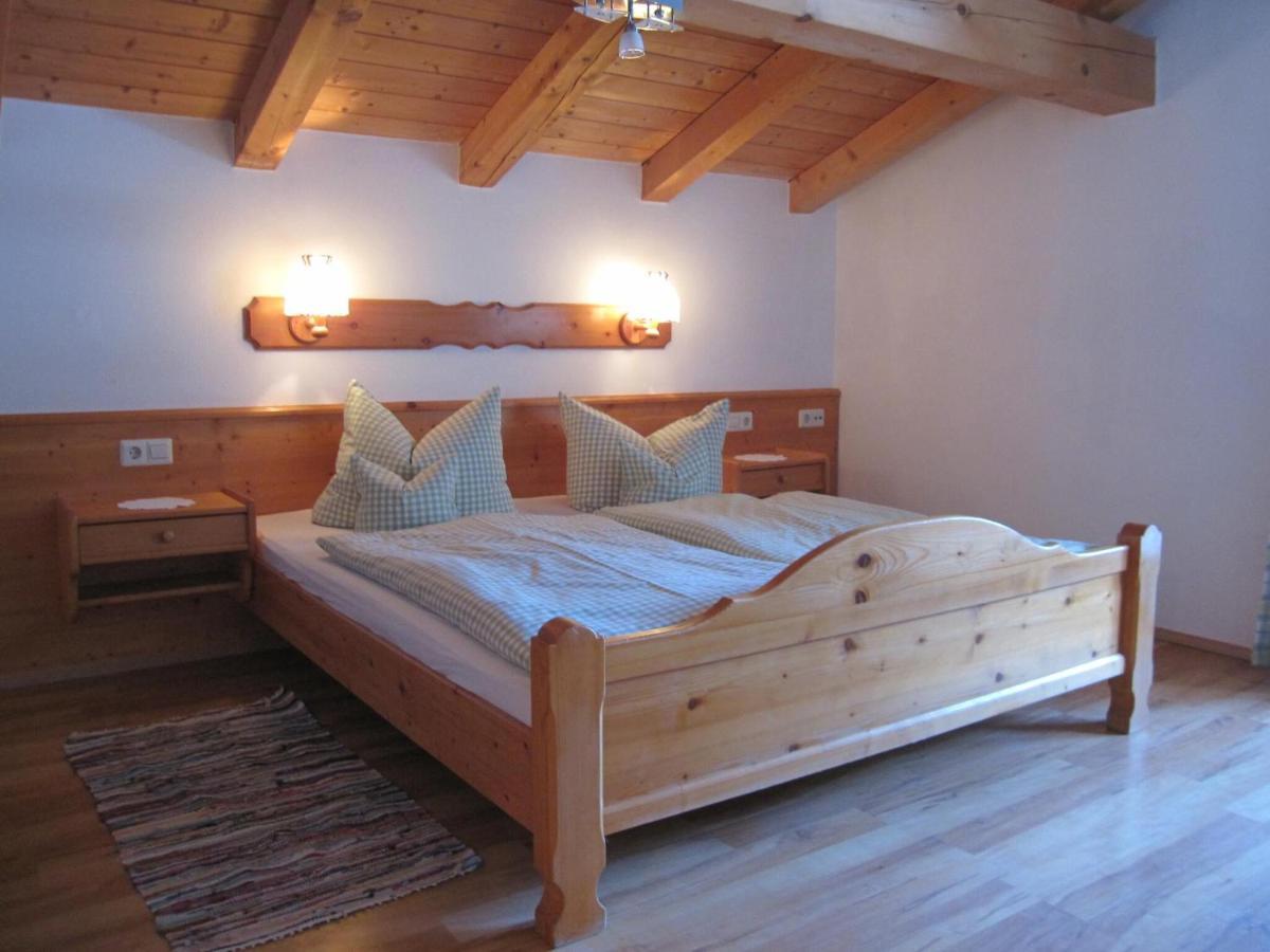 Hausernhof - Chiemgau Karte Инцел Екстериор снимка