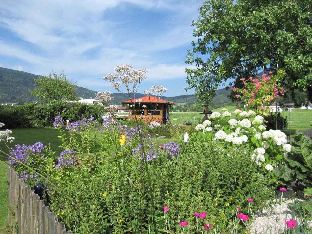 Hausernhof - Chiemgau Karte Инцел Екстериор снимка
