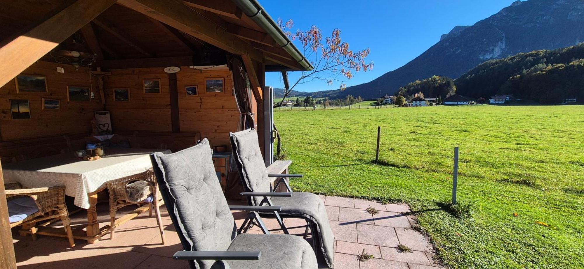 Hausernhof - Chiemgau Karte Инцел Екстериор снимка